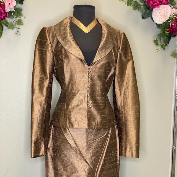 Gorgeous Acorn, Size 10, Jacket and Skirt Combo by Watters & Watters - Picture 1 of 6